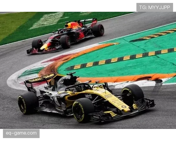 特温凭借定位球优势再创佳绩，比赛表现引发广泛关注