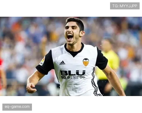 阿什拉夫伤愈进展缓慢，新赛季表现引关注